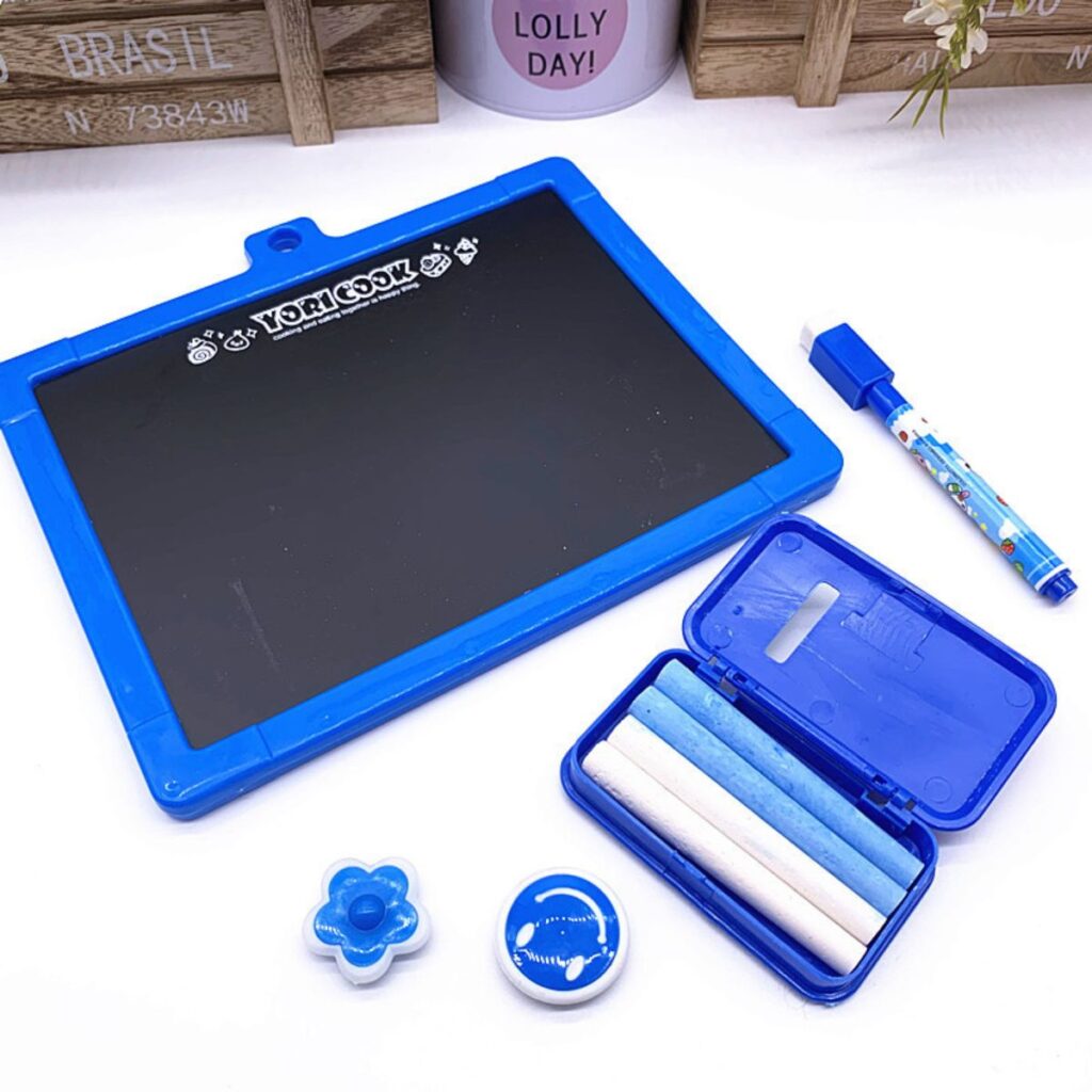 Kids magnetic writing board with marker and eraser